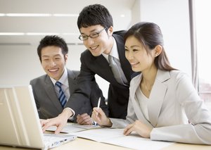 阿魯科爾沁旗服裝設(shè)計有限責(zé)任公司